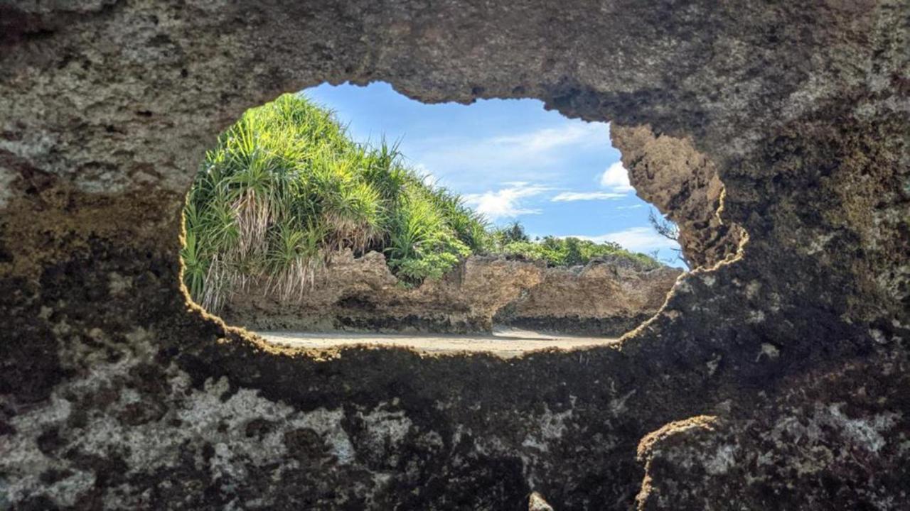 Toyoko Inn Okinawa Ishigaki-Jima Ishigaki  Exteriör bild